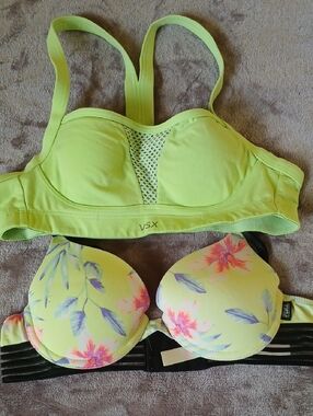 Victoria's Secret Neon Lime Sports Bra and Floral Push-Up Bra Set 32A